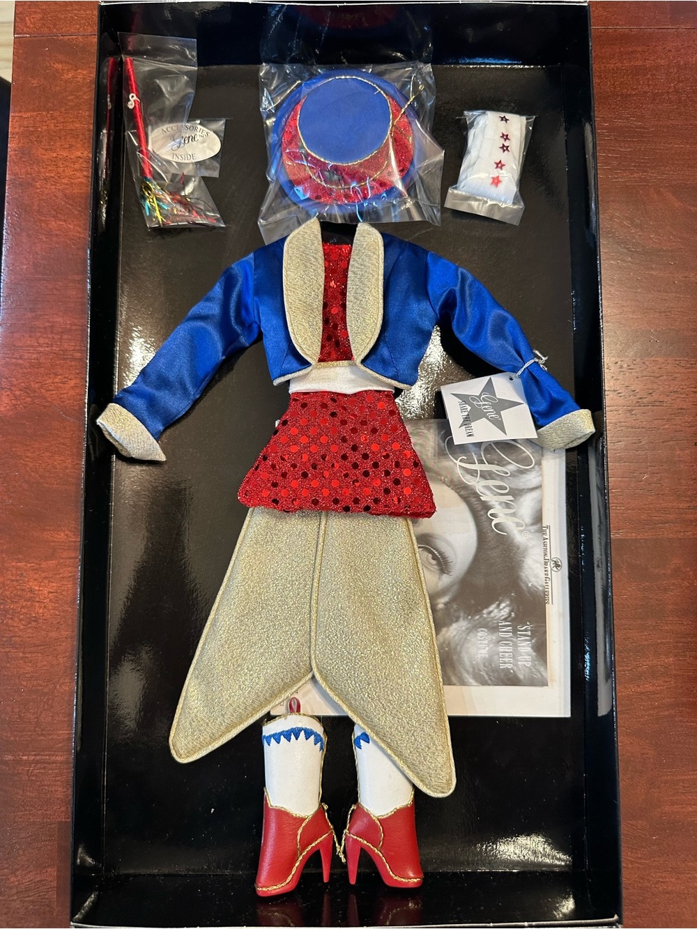 Ashton-Drake Gene “Stand Up and Cheer” Costume Mel Odom COA #763 Boxed